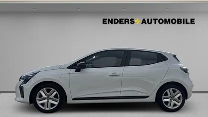 Gebraucht Renault Clio V Evolution 67 PS (49 kW) 2024 Weiss Kleinwagen