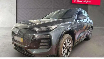 Gebraucht 2025 Audi Q6 e-tron Performance SUV | 63.890 € (Fairer Preis)