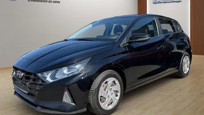 Gebraucht Hyundai i20 Select 84 PS (61 kW) 2022 Schwarz Kleinwagen