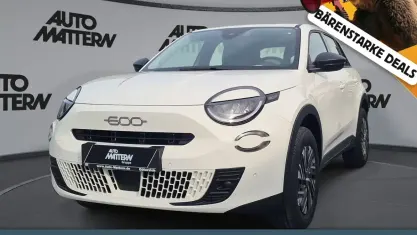 Neu Fiat 600 101 PS (74 kW) 2026 Weiß SUV