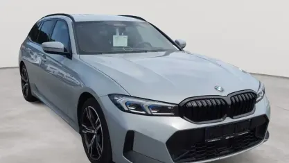 Gebraucht BMW 320 M Sport 190 PS (139 kW) 2023 Brooklyn grau metallic Kombi