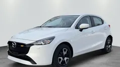 Arctic white Gebraucht 2023 Mazda 2 Center-Line Kleinwagen | 17.990 € (Guter Preis)