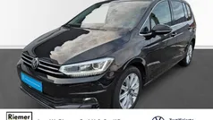 Schwarz Gebraucht 2023 VW Touran Highline Van / Kleinbus | 31.849 € (Fairer Preis)