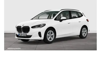 Gebraucht BMW 220 Active Tourer 150 PS (110 kW) 2025 Weiß Van / Kleinbus