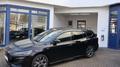 Obsidianschwarz Gebraucht 2023 Ford Focus ST-Line Kombi | 28.450 € (Fairer Preis)