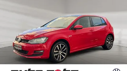 Rot Gebraucht 2014 VW Golf Cup Limousine | 10.990 € (Etwas zu teuer)