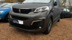 Grau Gebraucht 2022 Peugeot Traveller Active Van / Kleinbus | 29.790 € (Guter Preis)
