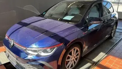 Usata VW Golf VIII GTI 245 CV (180 kW) 2023 Blu Berlina