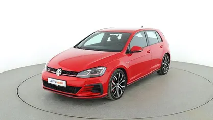 Gebraucht VW Golf VII GTI 2019 Rot Limousine