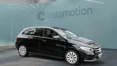 Schwarz Gebraucht 2022 Mercedes B250e Van / Kleinbus | 23.000 € (Fairer Preis)