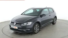 Grau Gebraucht 2017 VW Golf VII Sound Limousine | 12.250 € (Fairer Preis)