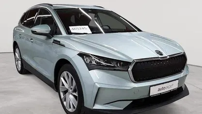 Arcticsilber metallic Gebraucht 2022 Skoda Enyaq iV SUV | 22.490 € (Superpreis)