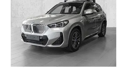 Gebraucht 2025 BMW iX1 M Sport SUV | 49.900 € (Fairer Preis)