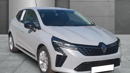 Gebraucht 2025 Renault Clio V Evolution Kleinwagen | 18.740 € (Guter Preis)