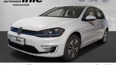 Weiß Gebraucht 2018 VW e-Golf Kleinwagen | 16.460 €