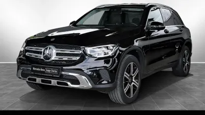 Gebraucht Mercedes GLC300 194 PS (142 kW) 2022 Metalliclack obsidianschwarz met SUV