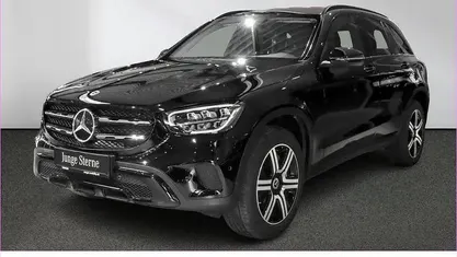 Gebraucht Mercedes GLC300e 320 PS (235 kW) 2021 SUV