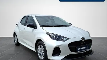 Northern white pearl metallic Neu 2025 Mazda 2 Center-Line Limousine | 23.690 € (Fairer Preis)