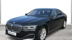 Schwarz Gebraucht 2021 BMW 730 Sport Line Limousine | 53.890 € (Fairer Preis)