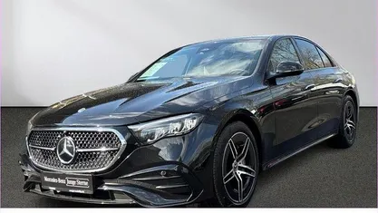 Gebraucht Mercedes E220 AMG 197 PS (144 kW) 2024 Schwarz Limousine