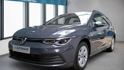 Gebraucht VW Golf VIII Life 150 PS (110 kW) 2024 Grau Kombi