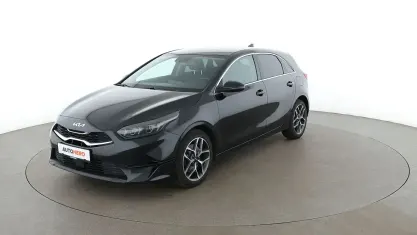 Gebraucht Kia Ceed Spirit 160 PS (117 kW) 2022 Schwarz Kleinwagen