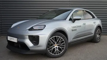 Gebraucht Porsche Macan 4 Electric 300 kW (408 PS) 2026 Silber SUV