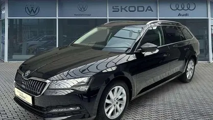 Gebraucht 2024 Skoda Superb Ambition Kombi | 28.380 € (Fairer Preis)