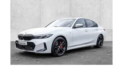 Gebraucht BMW 330 Comfort Edition 245 PS (180 kW) 2024 Limousine