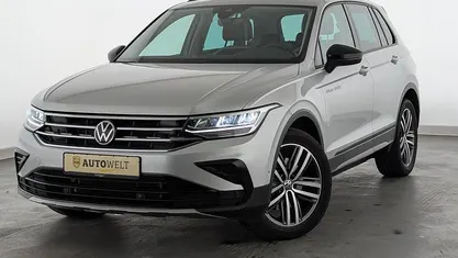 Gebraucht VW Tiguan Sportline 200 PS (147 kW) 2022 SUV