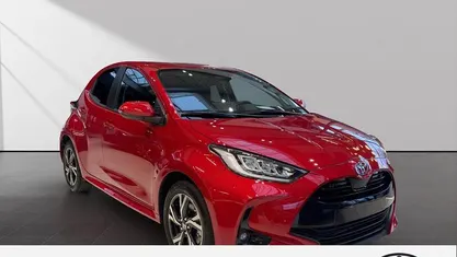 Gebraucht Toyota Yaris Hybrid 117 PS (86 kW) 2025 Limousine