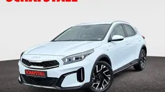 Weiss ((wd) cararraweiss) Gebraucht 2024 Kia XCeed Comfort SUV | 23.479 € (Superpreis)