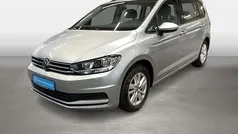 Oyster silver Gebraucht 2024 VW Touran Comfortline Van / Kleinbus | 29.820 € (Guter Preis)