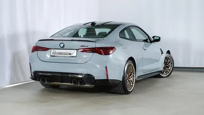 Neu BMW M4 Performance 551 PS (405 kW) 2025 Grau Coupé