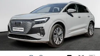 Usado Audi Q4 e-tron 150 kW (204 HP) 2023 SUV