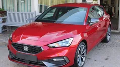 "desire" rot metallic Gebraucht 2020 Seat Leon FR Limousine | 24.490 € (Etwas zu teuer)