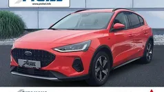 Rot Neu 2025 Ford Focus Active Limousine | 28.390 € (Guter Preis)
