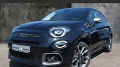 Schwarz Gebraucht 2024 Fiat 500X Dolcevita SUV | 27.490 € (Fairer Preis)