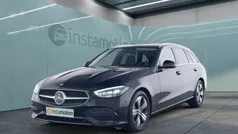 Schwarz Gebraucht 2023 Mercedes 200 Avantgarde Kombi | 43.940 € (Fairer Preis)