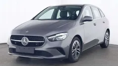 Grau mountaingrau met. metallic Gebraucht 2024 Mercedes B180 Advanced Van / Kleinbus | 31.800 € (Fairer Preis)