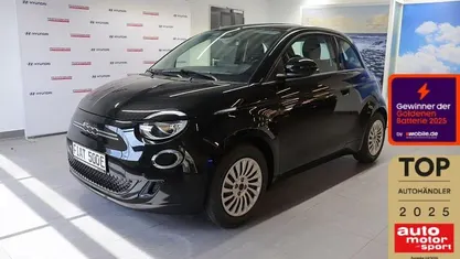 Gebraucht 2025 Fiat 500e Red | 33.490 €