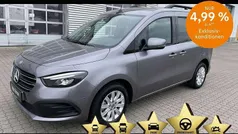 Gebraucht 2023 Mercedes T180 Progressive Van / Kleinbus | 27.480 € (Fairer Preis)
