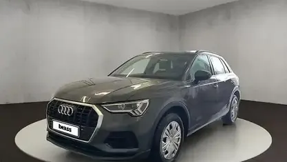 Gebraucht Audi Q3 Ambiente 245 PS (180 kW) 2022 Nanograu metallic SUV