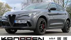 Grau Gebraucht 2024 Alfa Romeo Stelvio Quadrifoglio SUV | 66.890 € (Fairer Preis)