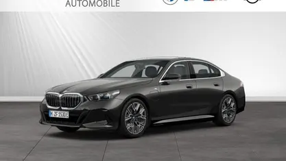 Sophistograu brillanteffekt Gebraucht 2024 BMW 530e M Sport Limousine | 59.490 € (Fairer Preis)