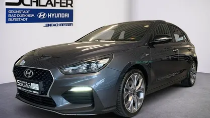 Grau Gebraucht 2019 Hyundai i30 N Line Limousine | 14.490 € (Fairer Preis)