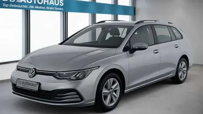 Gebraucht VW Golf VIII Life 110 PS (80 kW) 2023 Silber Kombi