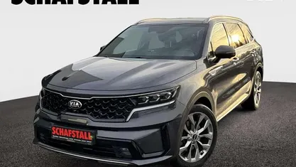 Grau (platinum graphite) Gebraucht 2021 Kia Sorento Platinum SUV | 31.879 € (Guter Preis)