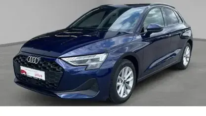 Gebraucht Audi A3 Comfort 150 PS (110 kW) 2025 Blau Limousine