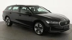 Onyx schwarz metallic Gebraucht 2024 Skoda Superb Selection Kombi | 40.695 € (Superpreis)